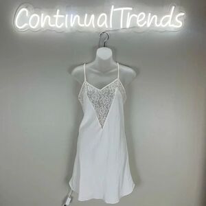 Victoria’s Secret Vintage Gold Label Lace Detail Slip Dress NWT Small